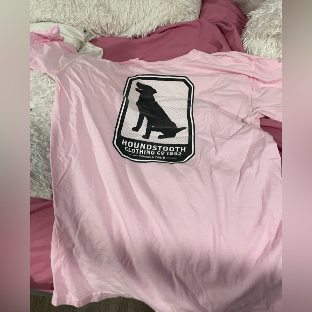 Houndstooth pink tee